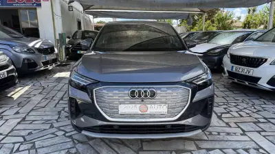 Audi Q4 Sportback e-tron 2023 - 39890 EUR, 75800 km - AUTO.MOTO.pt - 75800km - foto 3 de 31