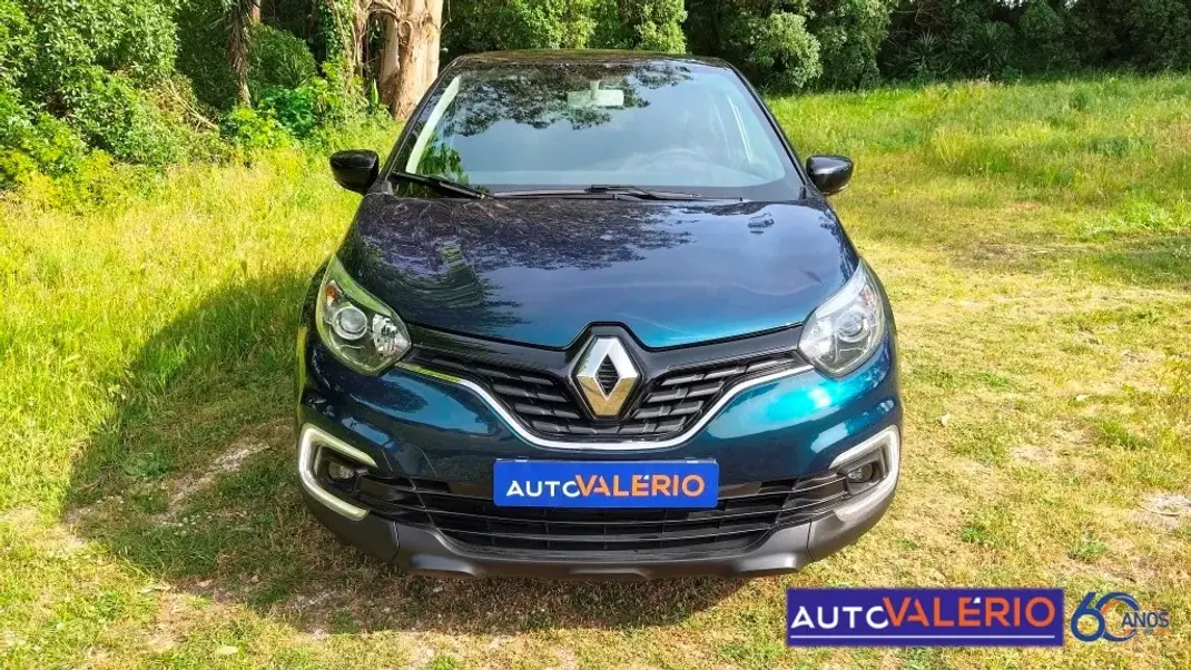 Renault Captur 2019 - 13950 EUR, 61525 km - AUTO.MOTO.pt - 61525km - foto 8 de 30