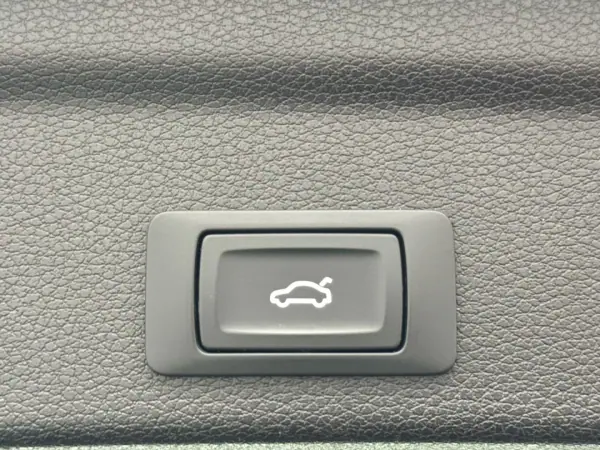 Audi Q3 Sportback 2021 - 36950 EUR, 75666 km - 75666km - foto 25 de 28