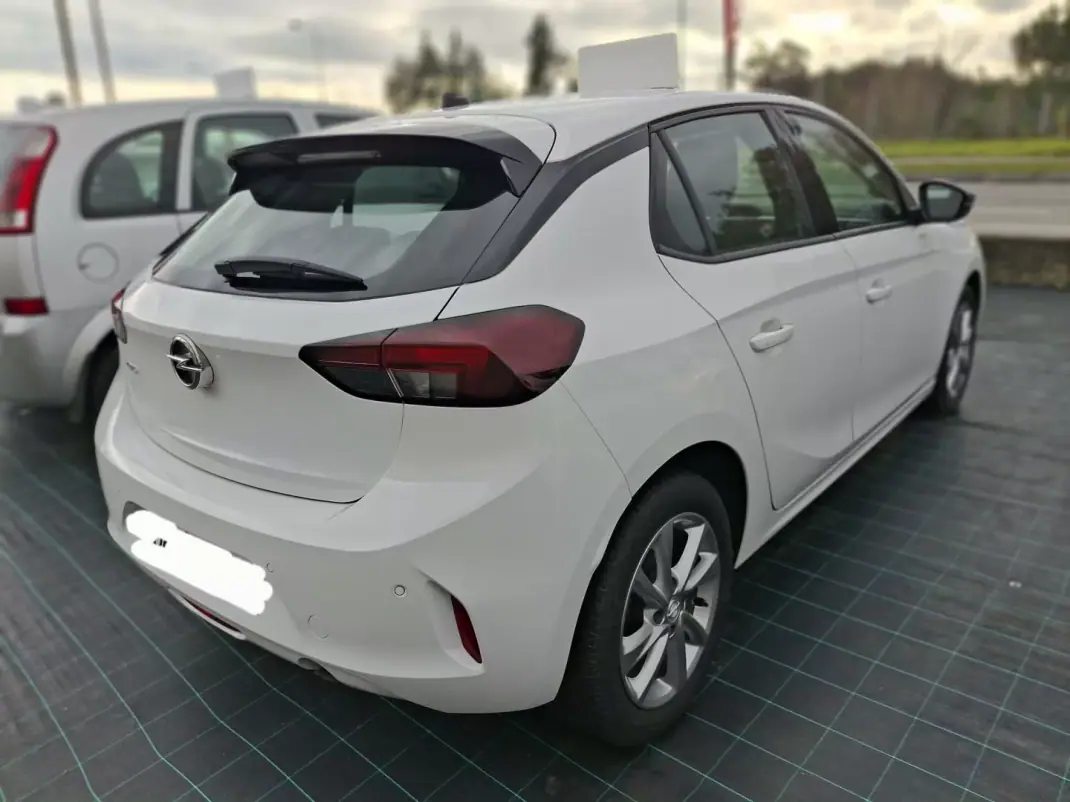 Opel Corsa 2023 - 15500 EUR, 20000 km - AUTO.MOTO.pt - 20000km - foto 5 de 8