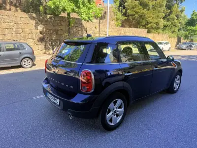 MINI Countryman 2016 - 10950 EUR, 221000 km - AUTO.MOTO.pt - 221000km - foto 6 de 13