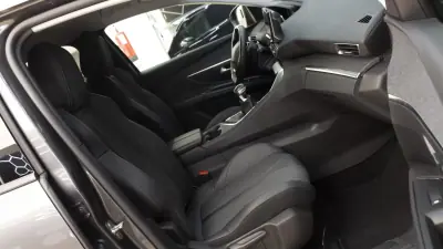 Peugeot 3008 2022 - 21750 EUR, 58000 km - AUTO.MOTO.pt - 58000km - foto 13 de 35