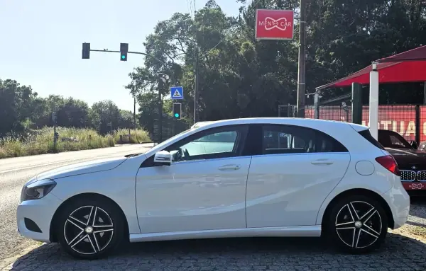 Mercedes-Benz A 160 2015 - 16500 EUR, 137000 km - AUTO.MOTO.pt - 137000km - foto 3 de 24