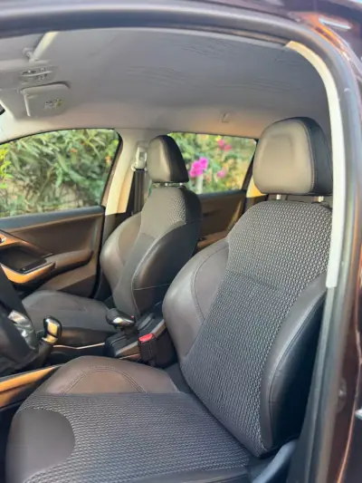 Peugeot 2008 2014 - 14500 EUR, 75896 km - AUTO.MOTO.pt - 75896km - foto 10 de 11