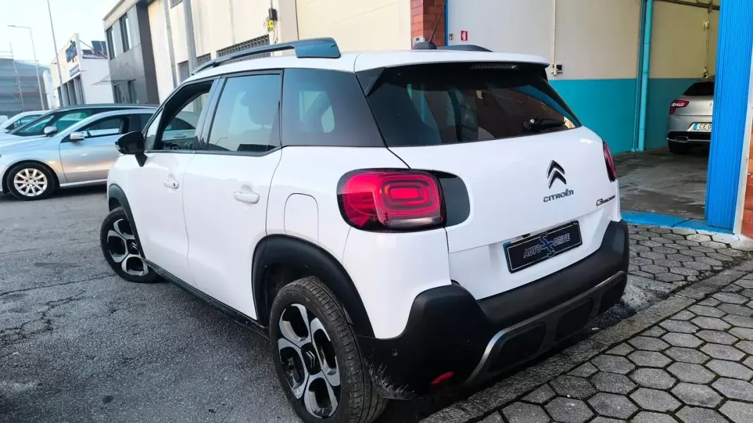 Citroën C3 Aircross 2018 - 12900 EUR, 159000 km - AUTO.MOTO.pt - 159000km - foto 7 de 15