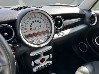 MINI Clubman 2009 - 6900 EUR, 290000 km - AUTO.MOTO.pt - 290000km - foto 50 de 64