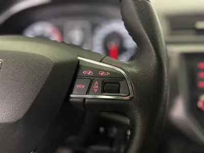 SEAT Ibiza 2019 - 11450 EUR, 70284 km - AUTO.MOTO.pt - 70284km - foto 36 de 39