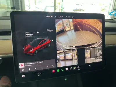 Tesla Model 3 2021 - 29900 EUR, 86555 km - AUTO.MOTO.pt - 86555km - foto 14 de 17