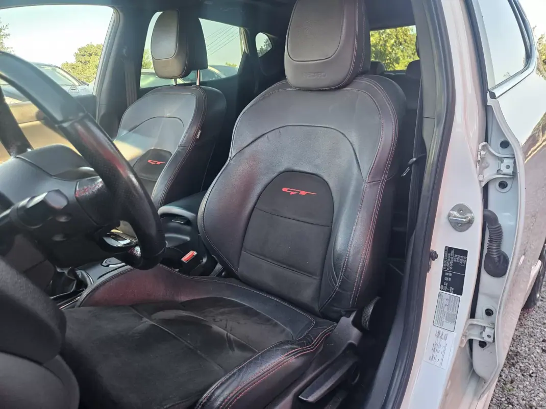 Kia Ceed 2015 - 15900 EUR, 113000 km - 113000km - foto 9 de 31