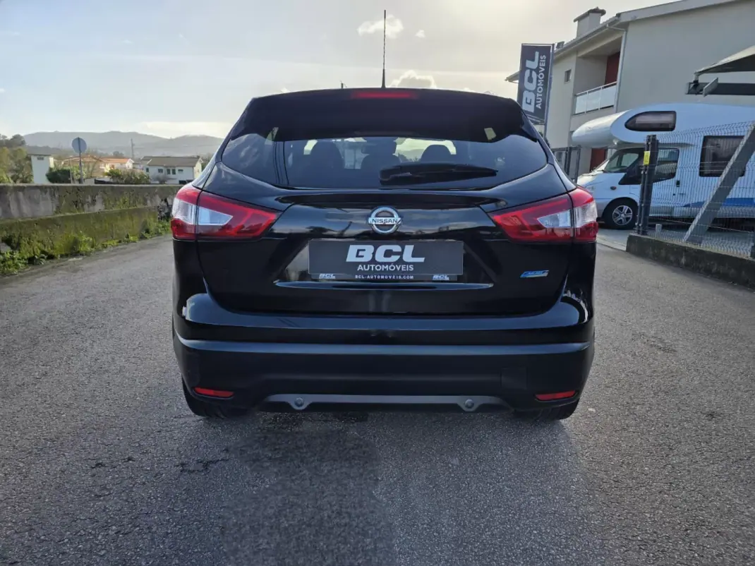 Nissan Qashqai 2015 - 13990 EUR, 146000 km - AUTO.MOTO.pt - 146000km - foto 8 de 40