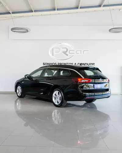Opel Insignia Sports Tourer 2021 - 15900 EUR, 91563 km - AUTO.MOTO.pt - 91563km - foto 8 de 35