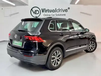 Volkswagen Tiguan 2017 - 17750 EUR, 120000 km - AUTO.MOTO.pt - 120000km - foto 6 de 50