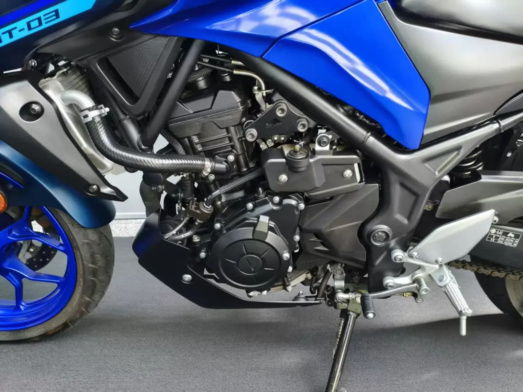 Yamaha MT 03 2023 - 5500 EUR, 7500 km - 7500km - foto 18 de 25
