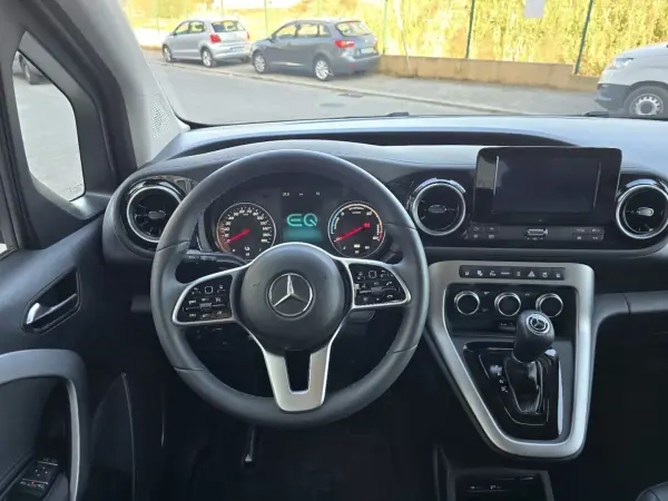 Mercedes-Benz EQT 2024 - 29450 EUR, 73 km - AUTO.MOTO.pt - 73km - foto 12 de 20