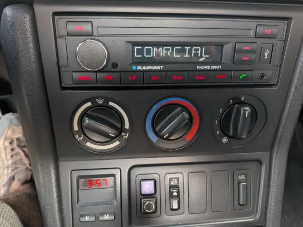 BMW Z3 1999 - 14950 EUR, 177000 km - AUTO.MOTO.pt - 177000km - foto 13 de 17