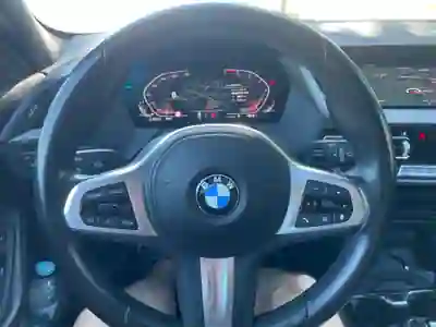 BMW 116 2022 - 26990 EUR, 44500 km - AUTO.MOTO.pt - 44500km - foto 8 de 11