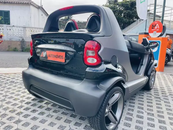 Smart Crossblade 2004 - 29500 EUR, 10616 km - AUTO.MOTO.pt - 10616km - foto 7 de 11