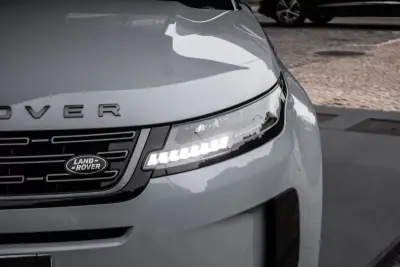 Land Rover Range Rover Evoque 2025 - 48990 EUR, 16300 km - 16300km - foto 7 de 39