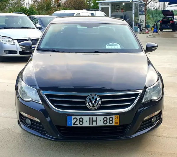Volkswagen Passat CC 2009 - 9990 EUR, 358000 km - AUTO.MOTO.pt - 358000km - foto 2 de 20