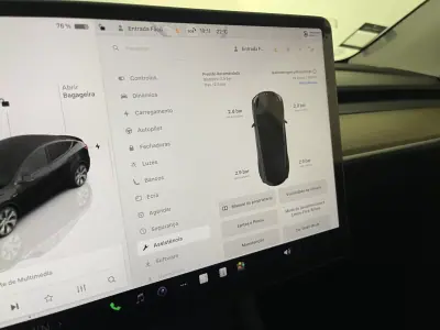 Tesla Model Y 2024 - 38500 EUR, 68000 km - AUTO.MOTO.pt - 68000km - foto 30 de 43