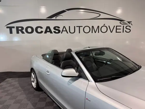 Audi A5 Cabrio 2009 - 15900 EUR, 186000 km - AUTO.MOTO.pt - 186000km - foto 33 de 45