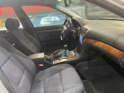 BMW 520 2001 - 3500 EUR, 359000 km - AUTO.MOTO.pt - 359000km - foto 24 de 35