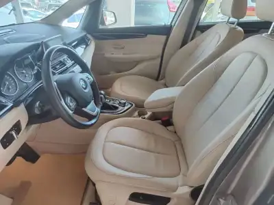 BMW 216 Active Tourer 2018 - 19990 EUR, 43600 km - AUTO.MOTO.pt - 43600km - foto 11 de 41