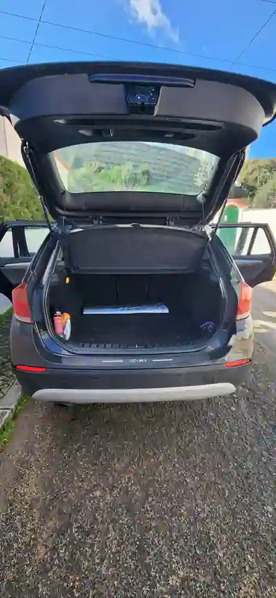 BMW X1 2012 - 9000 EUR, 241000 km - AUTO.MOTO.pt - 241000km - foto 3 de 8