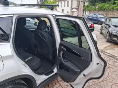 BMW X1 2016 - 16500 EUR, 168000 km - AUTO.MOTO.pt - 168000km - foto 15 de 32