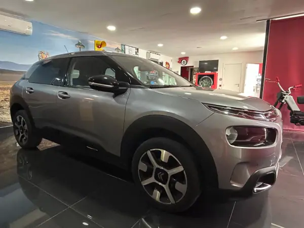 Citroën C4 Cactus 2020 - 14950 EUR, 72854 km - AUTO.MOTO.pt - 72854km - foto 7 de 18