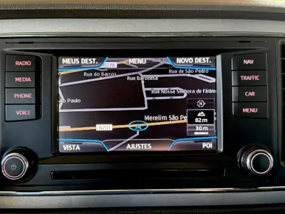 SEAT Leon 2015 - 14000 EUR, 181000 km - AUTO.MOTO.pt - 181000km - foto 76 de 92