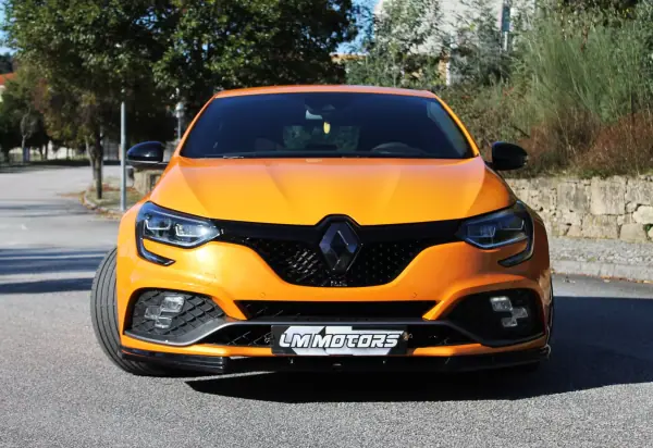 Renault Mégane 2019 - 43990 EUR, 42000 km - AUTO.MOTO.pt - 42000km - foto 3 de 41