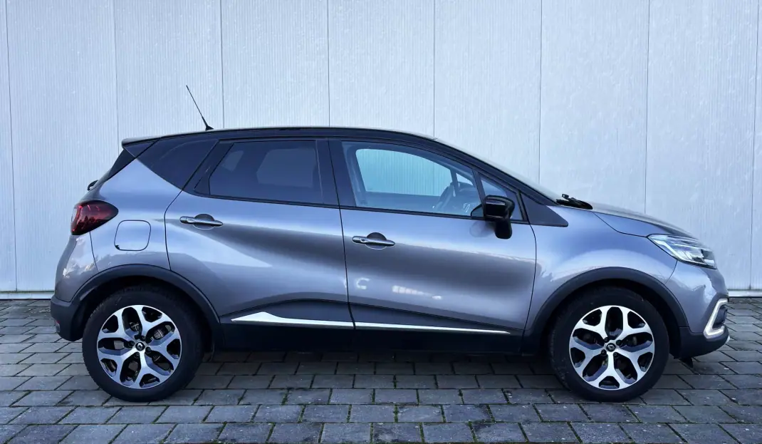 Renault Captur 2018 - 13950 EUR, 119000 km - AUTO.MOTO.pt - 119000km - foto 6 de 42
