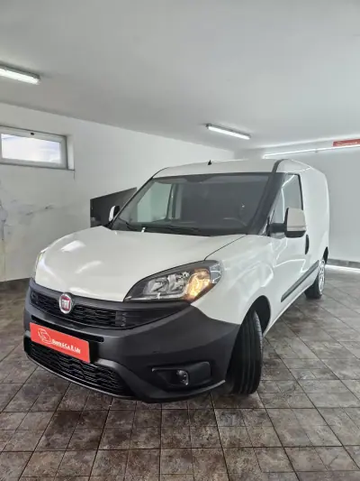 Fiat DOBLO CARGO 1.3 MULTIJET EASY 2018 - 10250 EUR, 177400 km - AUTO.MOTO.pt - 177400km - foto 5 de 26