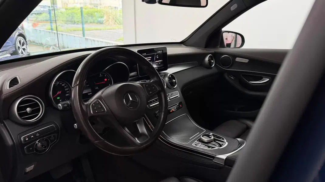 Mercedes-Benz GLC 220 2016 - 33490 EUR, 183000 km - AUTO.MOTO.pt - 183000km - foto 8 de 26