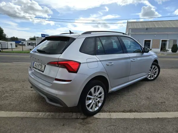 Skoda Kamiq 2023 - 16950 EUR, 58572 km - AUTO.MOTO.pt - 58572km - foto 2 de 10