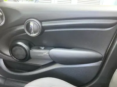MINI One 2016 - 12990 EUR, 125600 km - AUTO.MOTO.pt - 125600km - foto 15 de 19