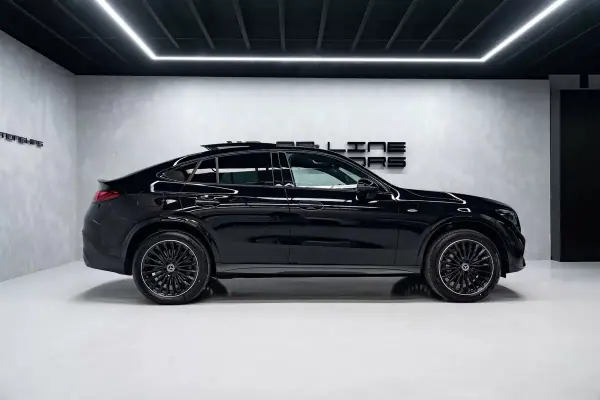 Mercedes-Benz GLC 300 2025 - 77950 EUR, 10000 km - AUTO.MOTO.pt - 10000km - foto 8 de 60