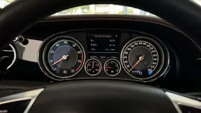 Bentley Continental 2013 - 94990 EUR, 81000 km - AUTO.MOTO.pt - 81000km - foto 23 de 37