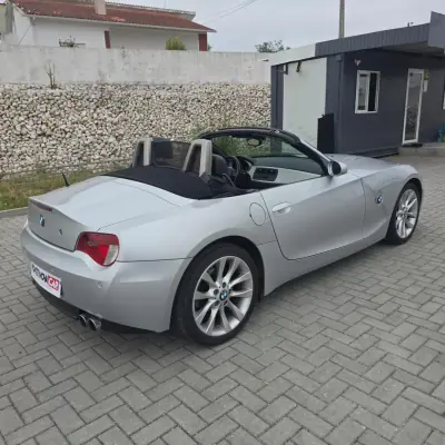 BMW Z4 2007 - 15750 EUR, 142385 km - 142385km - foto 31 de 36