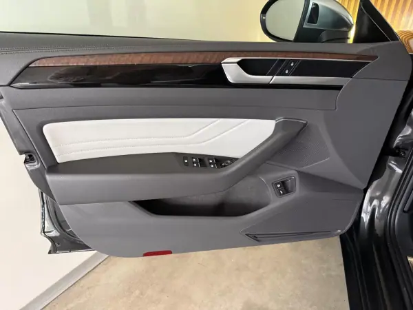 Volkswagen Arteon Shooting Brake 2021 - 23500 EUR, 168600 km - AUTO.MOTO.pt - 168600km - foto 83 de 144