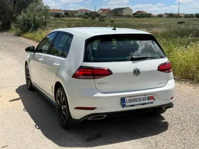 Volkswagen Golf 2019 - 13995 EUR, 169500 km - AUTO.MOTO.pt - 169500km - foto 31 de 41