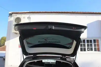 Mercedes-Benz E 220 2024 - 55980 EUR, 29555 km - AUTO.MOTO.pt - 29555km - foto 8 de 45