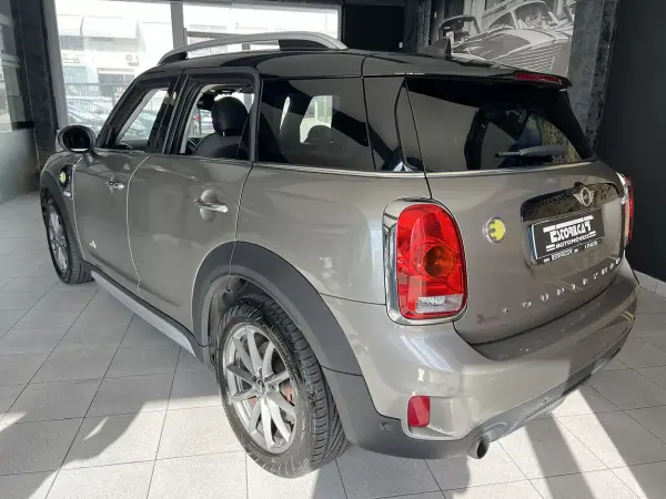 MINI Countryman 2018 - 17800 EUR, 135541 km - AUTO.MOTO.pt - 135541km - foto 3 de 23