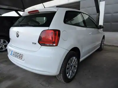 VW 1.2 TDi Confortline 2013 - 6900 EUR, 267000 km - AUTO.MOTO.pt - 267000km - foto 3 de 6