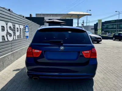 BMW 320 2011 - 11950 EUR, 245000 km - 245000km - foto 4 de 16
