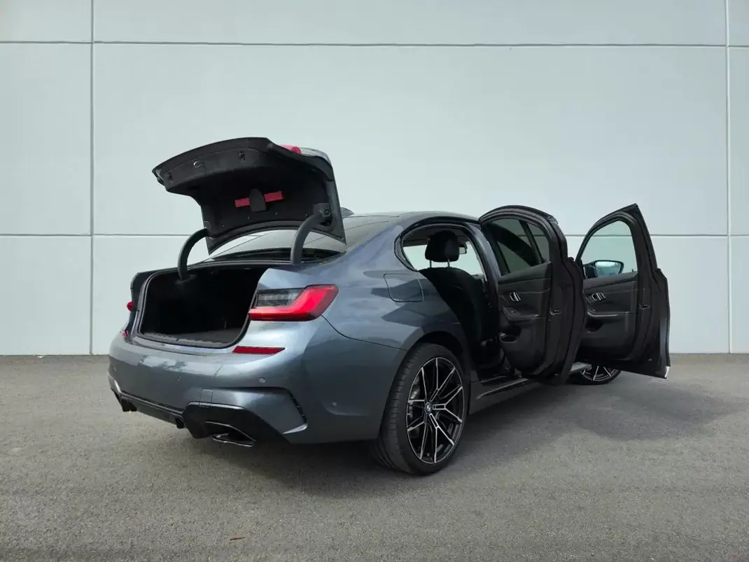 BMW 330 2019 - 28950 EUR, 67500 km - AUTO.MOTO.pt - 67500km - foto 13 de 42