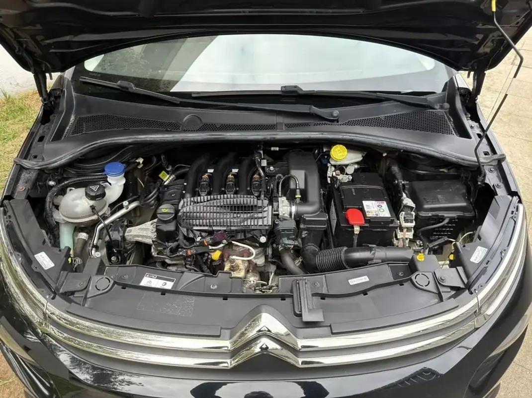 Citroën C3 2017 - 8750 EUR, 53118 km - AUTO.MOTO.pt - 53118km - foto 5 de 45