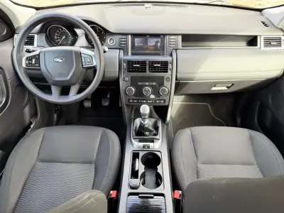 Land Rover Discovery Sport 2015 - 15900 EUR, 166000 km - AUTO.MOTO.pt - 166000km - foto 17 de 26
