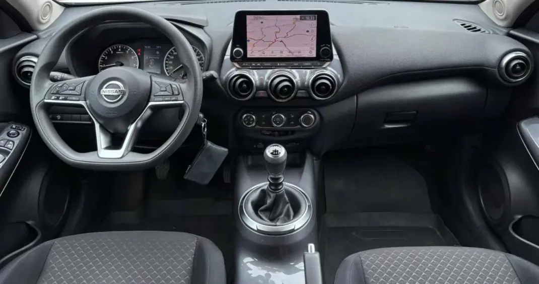 Nissan Juke 2021 - 18490 EUR, 44900 km - AUTO.MOTO.pt - 44900km - foto 6 de 10